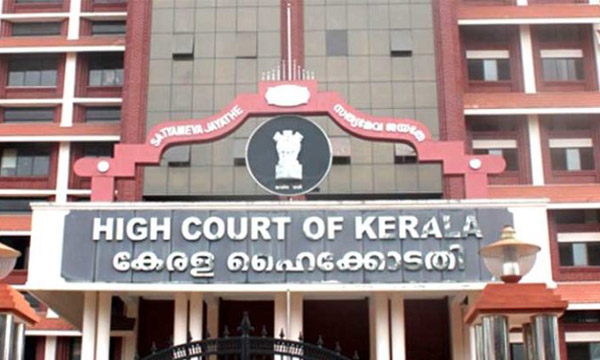 തട്ടേക്കാട് ബോട്ട് ദുരന്തം; ഡ്രൈവറുടെ ശിക്ഷ രണ്ട് വര്ഷമായി ഇളവ് ചെയ്ത് ഹൈക്കോടതി